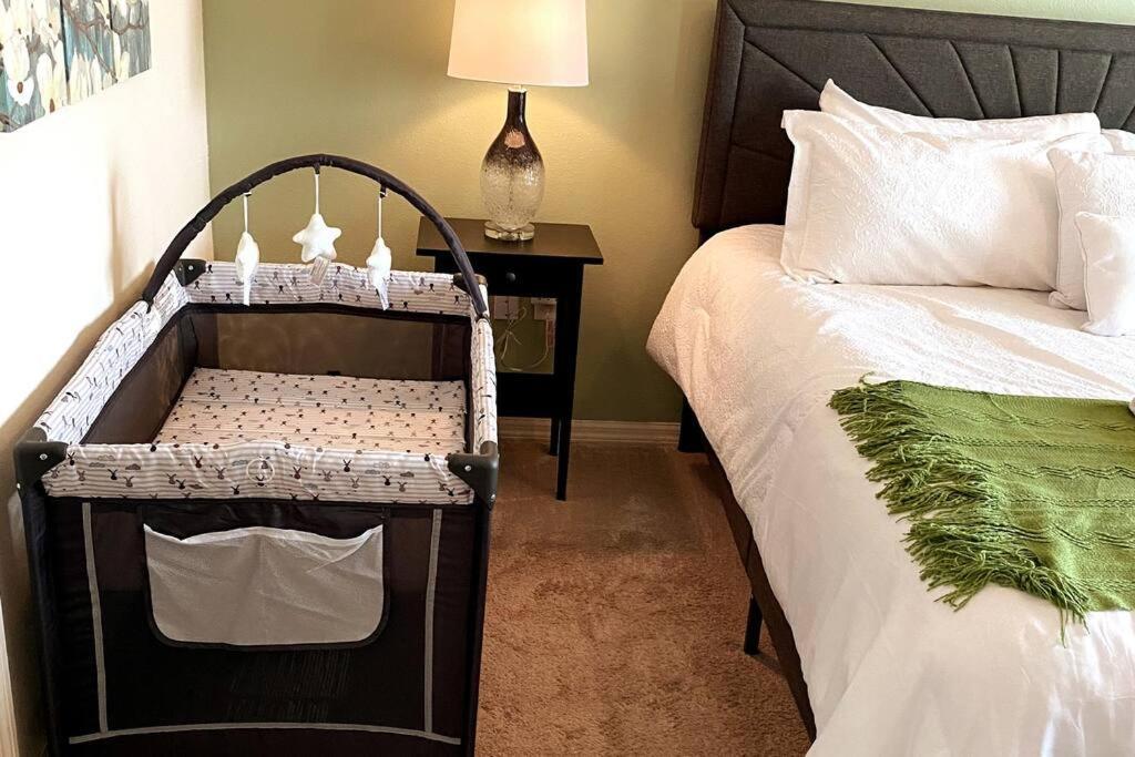 Super Comfy And Spacious 3 Bedroom 10 Minutes From Disney, With Major Shopping 4 Minutes Away Kissimmee Kültér fotó