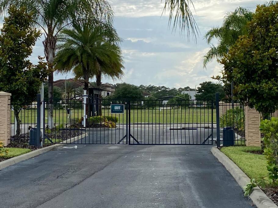 Super Comfy And Spacious 3 Bedroom 10 Minutes From Disney, With Major Shopping 4 Minutes Away Kissimmee Kültér fotó