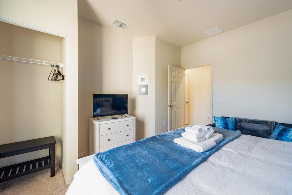 Super Comfy And Spacious 3 Bedroom 10 Minutes From Disney, With Major Shopping 4 Minutes Away Kissimmee Kültér fotó